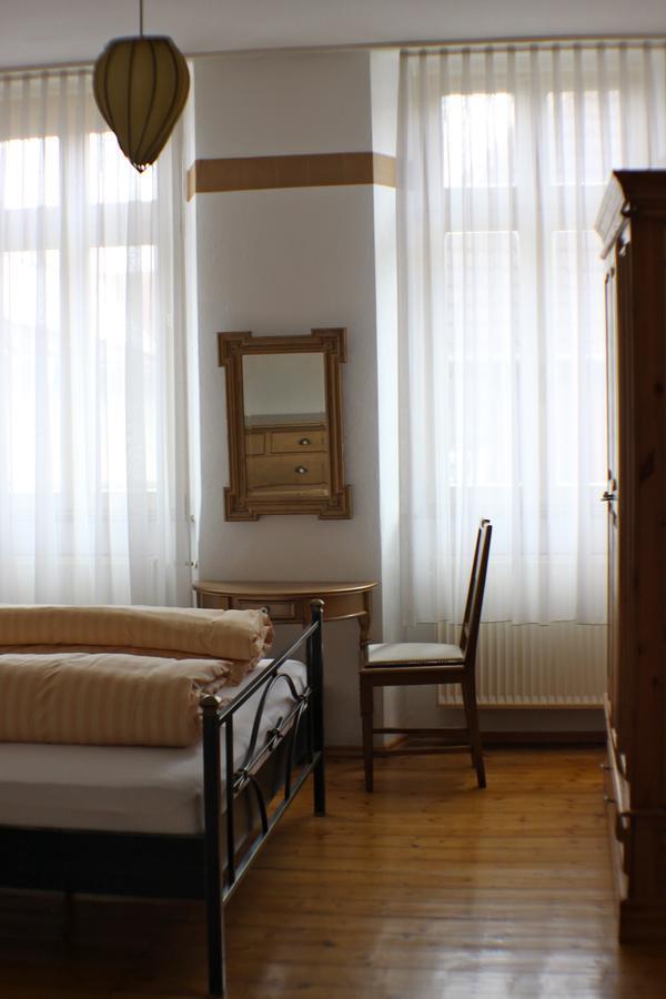 Bed and Breakfast Vivo-Vino à Weisenheim am Sand Extérieur photo